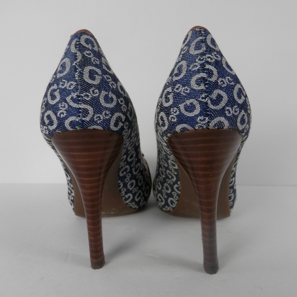Guess Pumps with Peep Toe - Picture 4 of 8